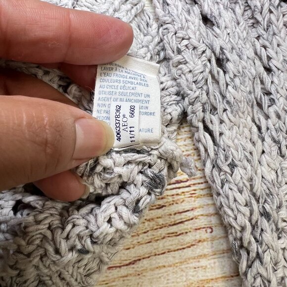 American Eagle Gray Marled Cable Knit Cropped Sweater Size Small - Picture 6 of 12